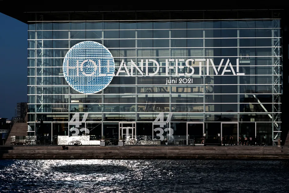 holland-festival-muziekgebouw-3.jpg