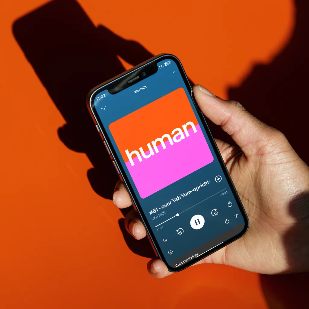 phone-podcast-1080x1080.jpg
