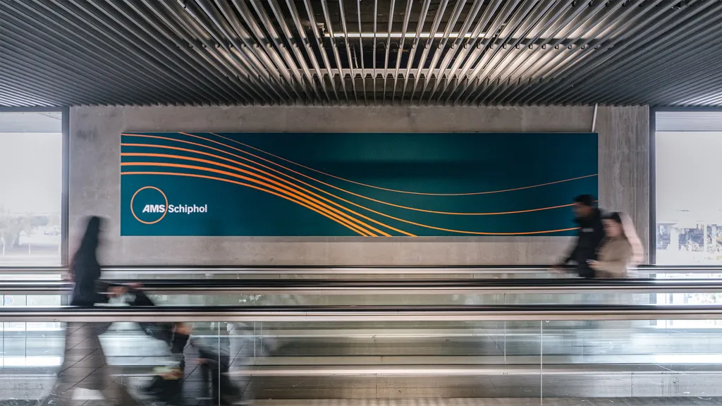 thonik_schipholtravorlator.jpg